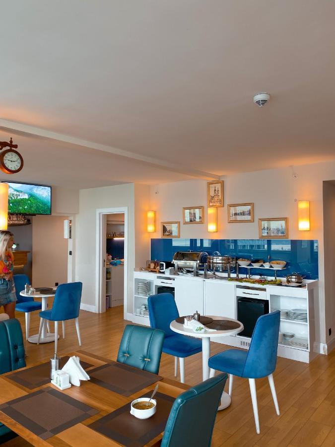 Batumi Floor40 Hotel Kültér fotó